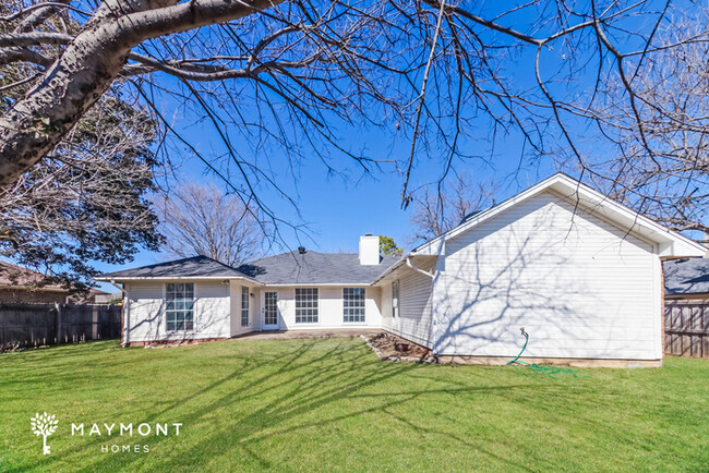 Building Photo - Bright 3-Bedroom Home in Denton, TX