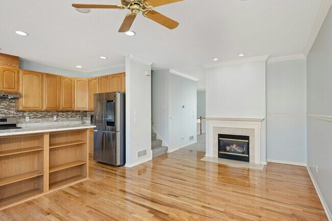 Building Photo - 15729A  Porchlight Lane