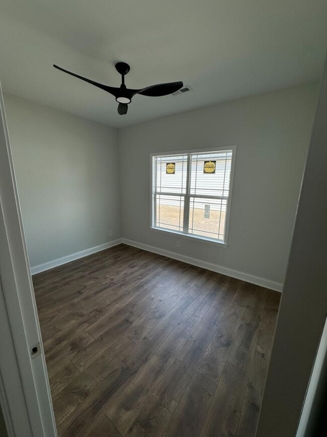 Building Photo - 2537 Jones St