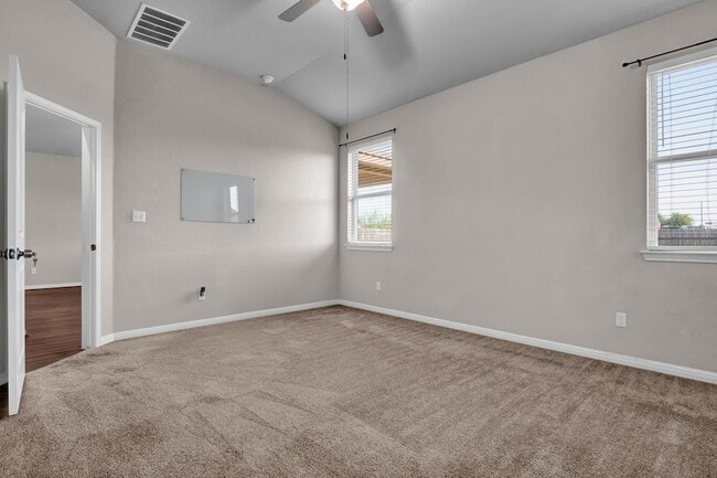 Building Photo - 6020 Genova Pl