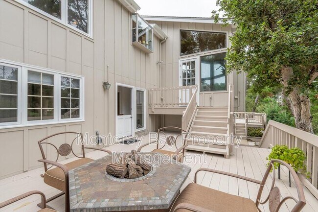 Building Photo - 18 Deer Stalker Path