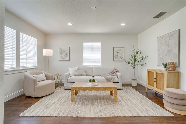 Building Photo - 4413 Wellesley Ave