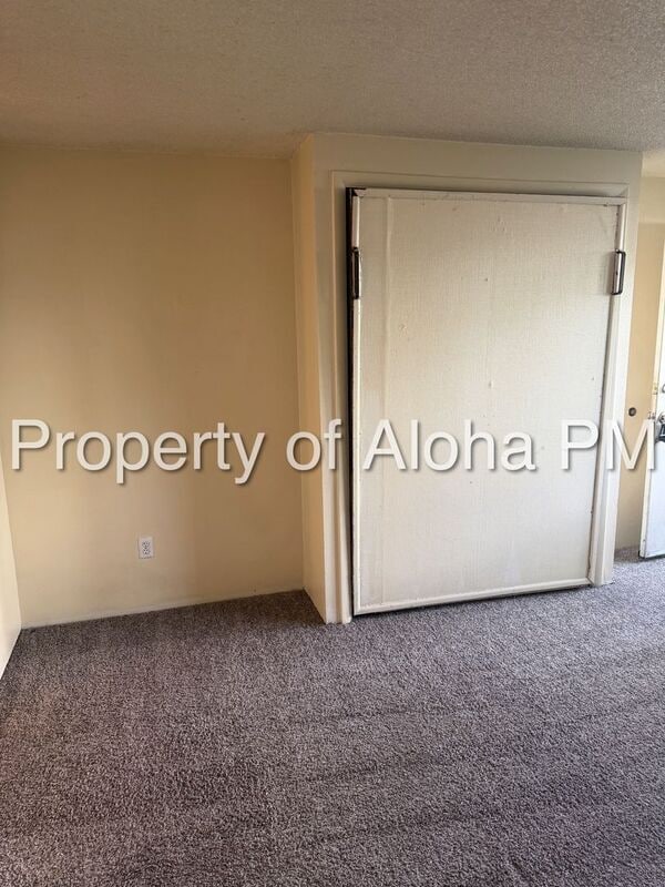 Building Photo - 337 N 17th St