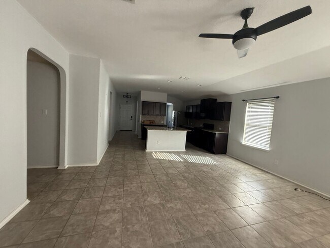 Building Photo - 10550 Rhyder Ridge