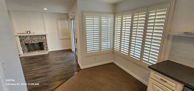 Building Photo - NORTH MIRA MESA / SAN DIEGO - Nice Renovated 4 Bedroom / 2.5 Bath House.  AVAILABLE NOW!