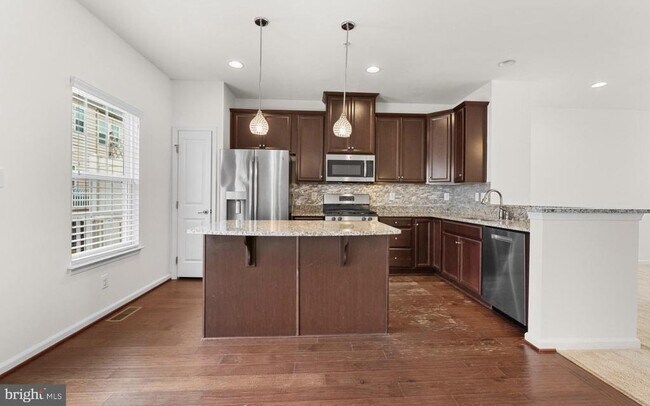 Building Photo - 8105 Kyne Millers Way