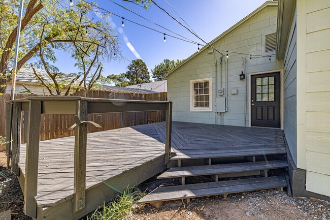 Building Photo - 2810 24th St