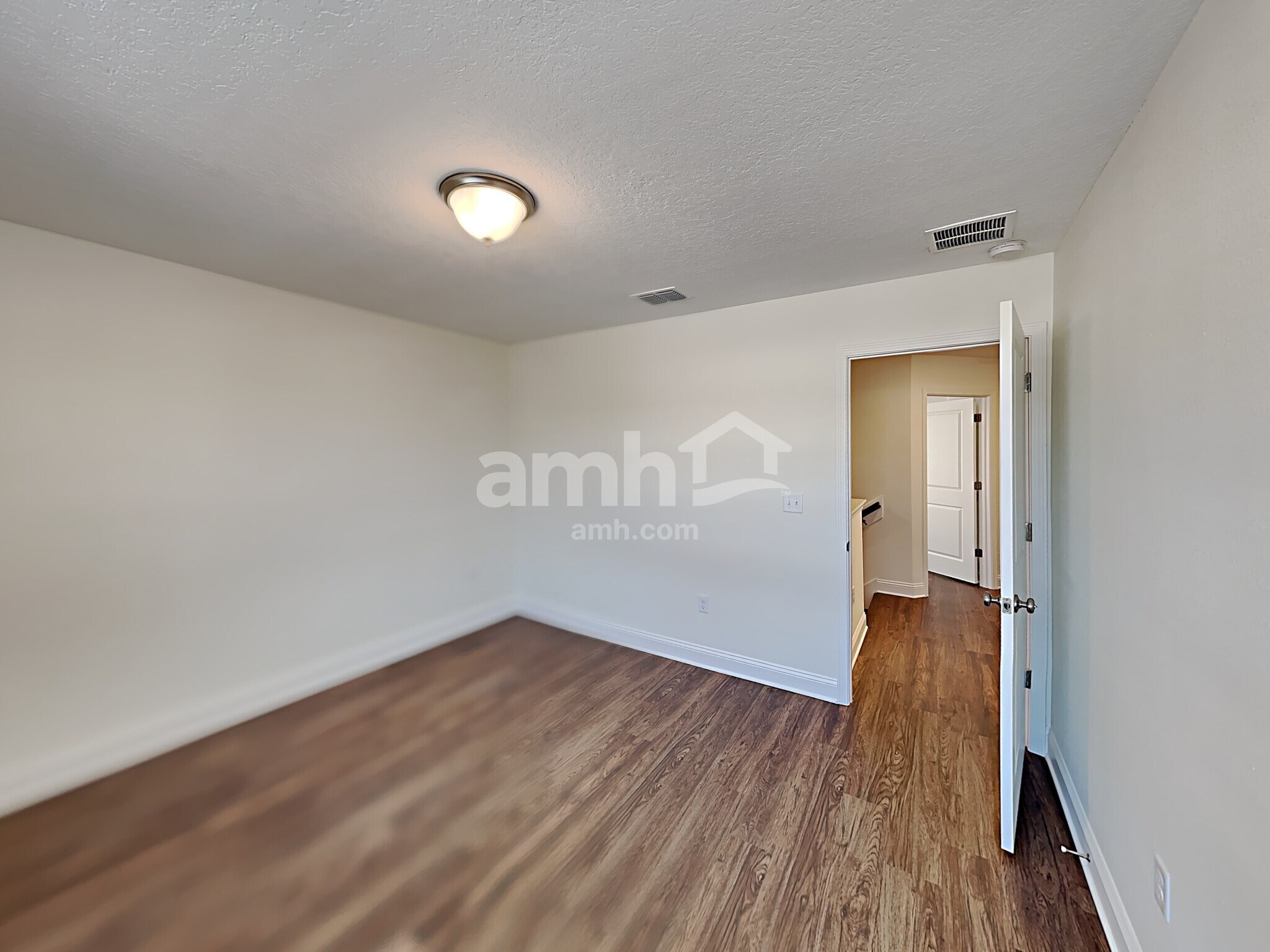 Building Photo - 46 Carlitos Way