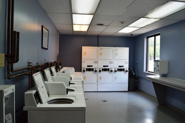 Laundry - 1750 N Marywood Ave