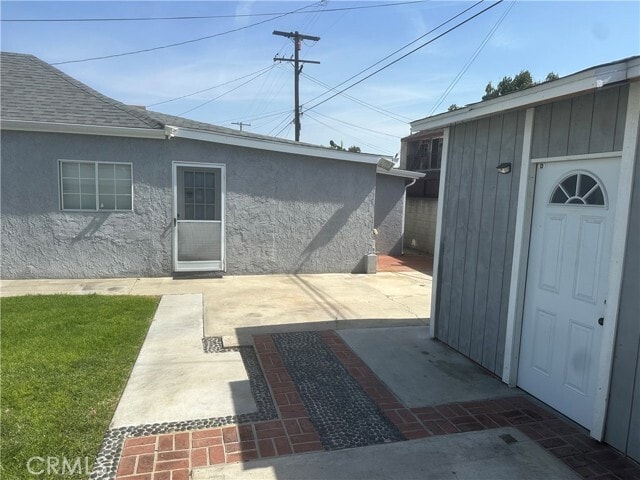 Primary Photo - 5750 Main St