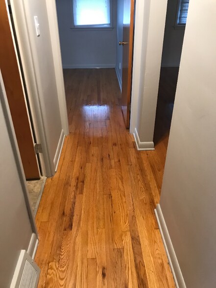 Building Photo - 1432 Youll St