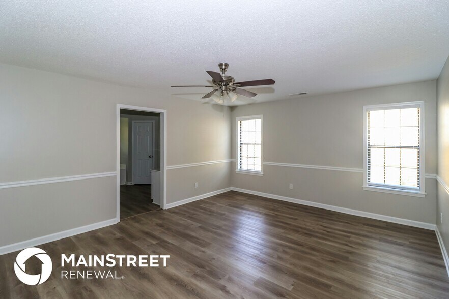 Building Photo - 3559 Wincross Dr
