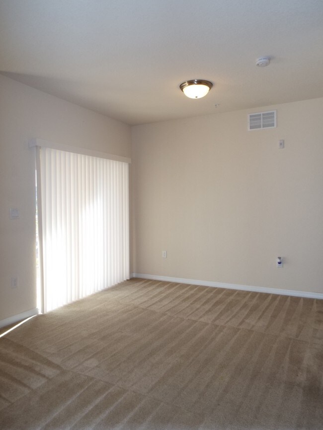 Building Photo - 13160 Bella Casa Cir