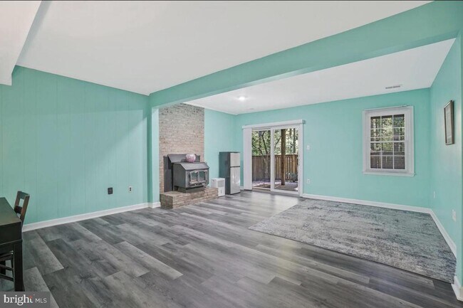 Building Photo - 9801 Burke Pond Ln