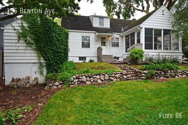 Building Photo - 155 Benton Ave