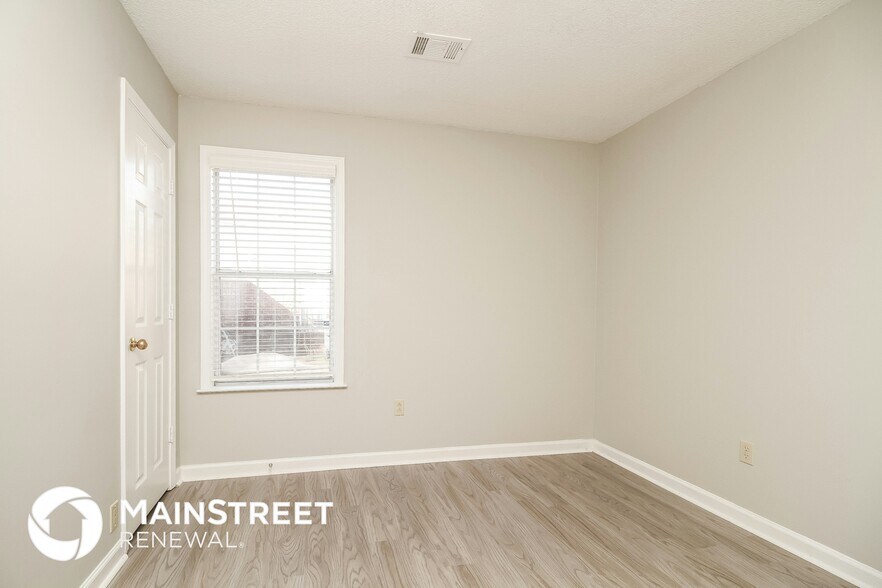 Building Photo - 4419 Kings Valley Cove W
