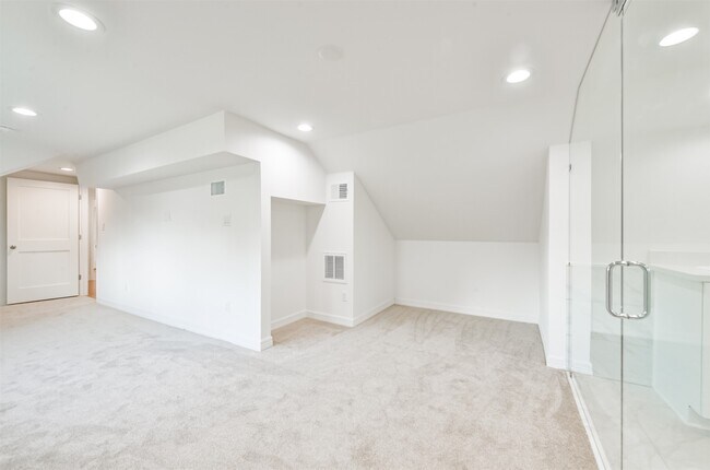 Building Photo - 4718 N Braeswood Blvd