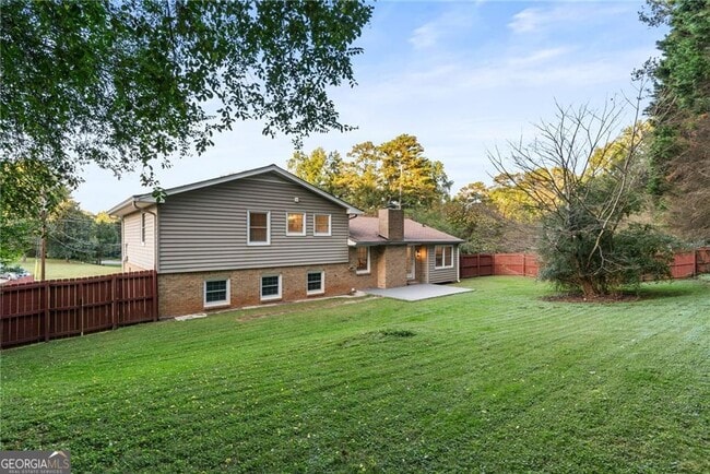 Building Photo - 2866 Red Pine Ct NW