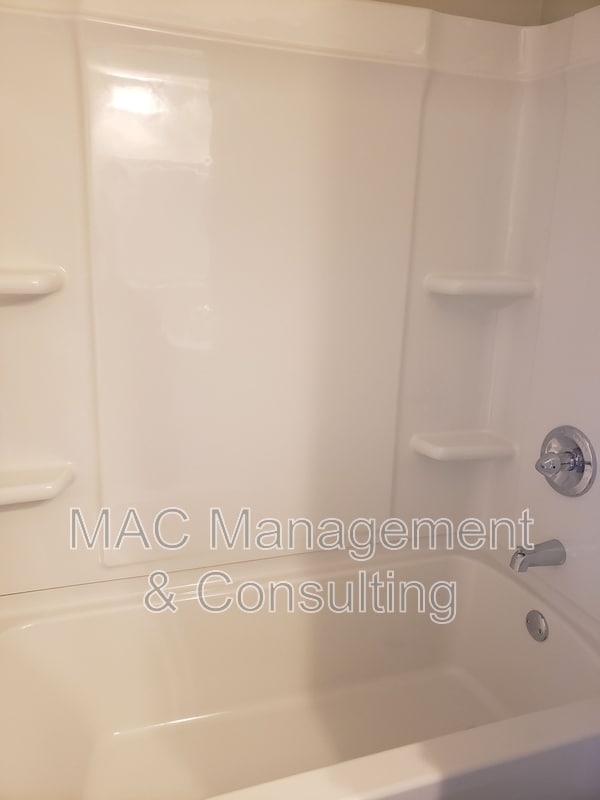 Building Photo - 1325 Virginia Ave