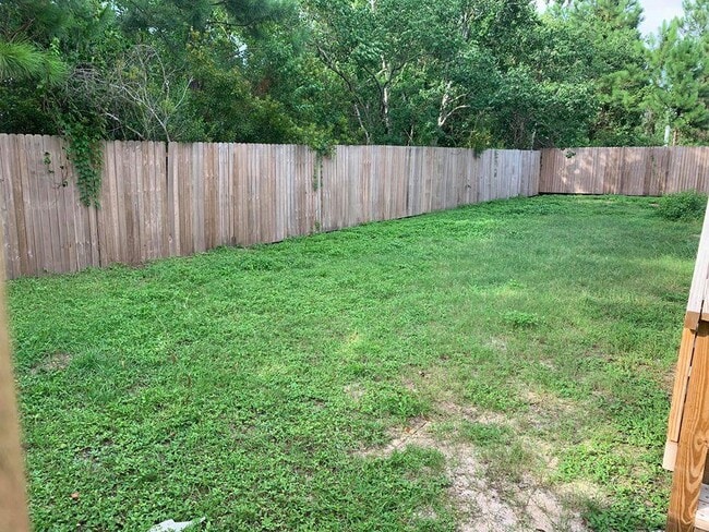 Building Photo - 2774 Bay St