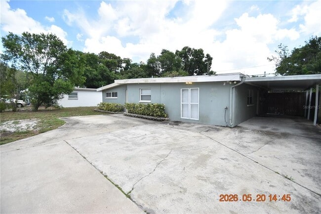 Building Photo - 8720 Flame Vine Ave