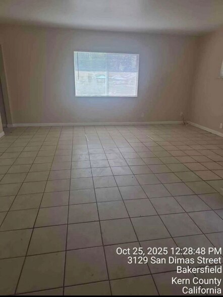 Building Photo - 3128 San Dimas St