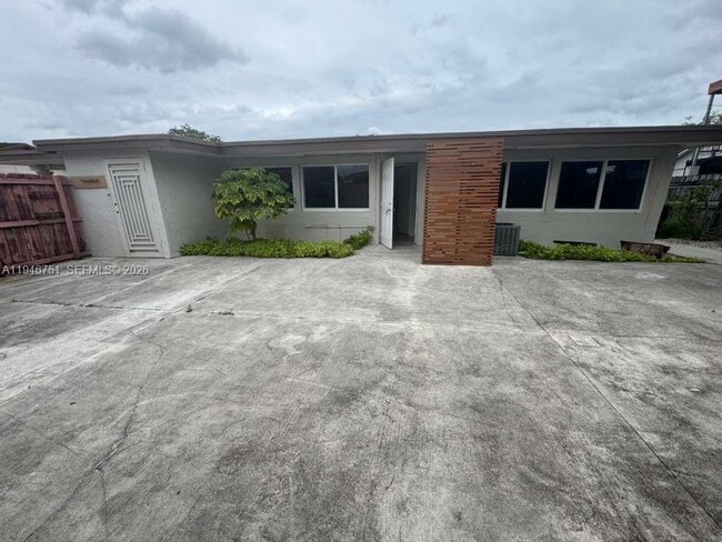 Building Photo - 5114 SW 133rd Ct Dr