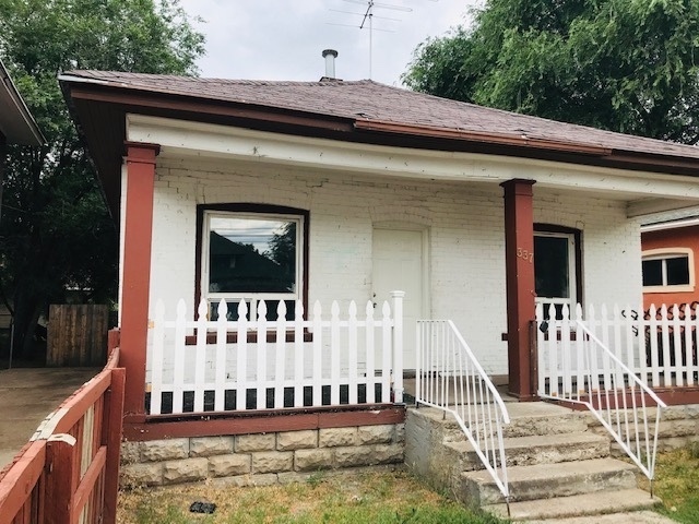 Primary Photo - Great home in Ogden