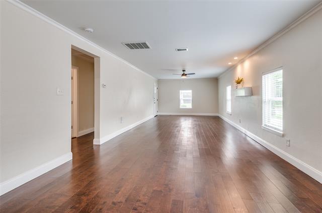 Building Photo - 708 S Willomet Ave