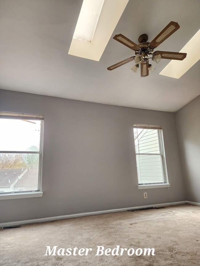 Building Photo - 18859 McFarlin Dr