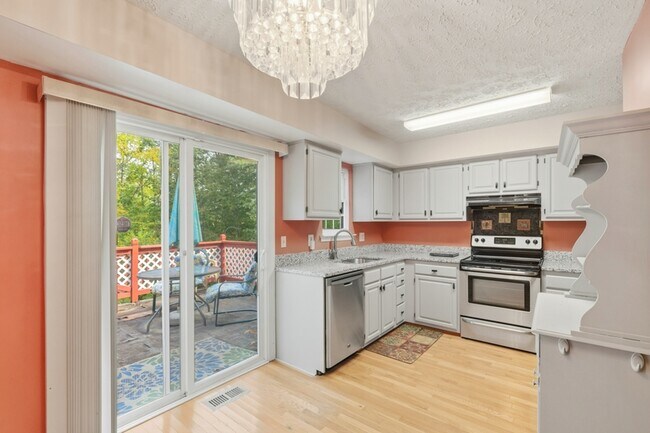 Building Photo - 4333 Gilmer Ct