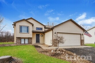 Building Photo - 14098 Yosemite Ave S