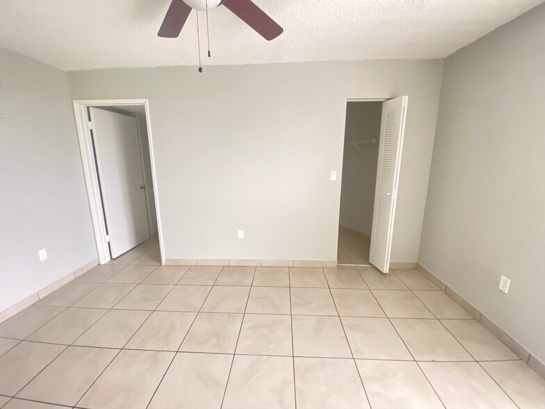 Building Photo - 7125 NW 186th St