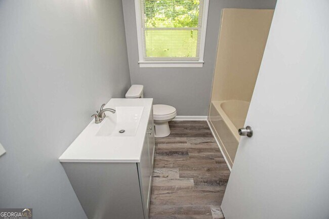 Building Photo - 801 Bowdon Tyus Rd