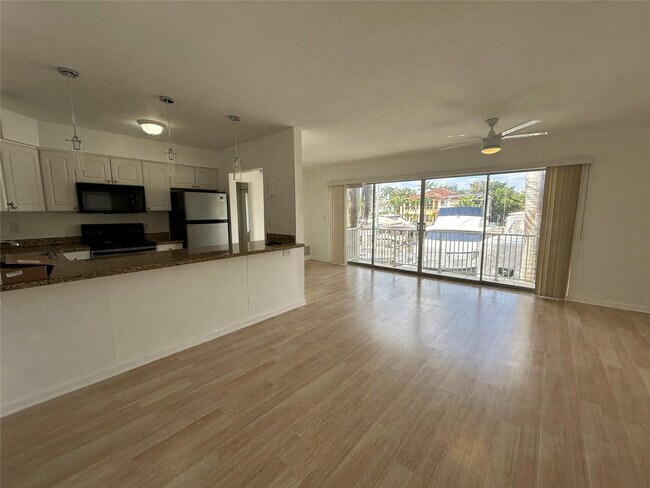 Building Photo - 77 Hendricks Isle