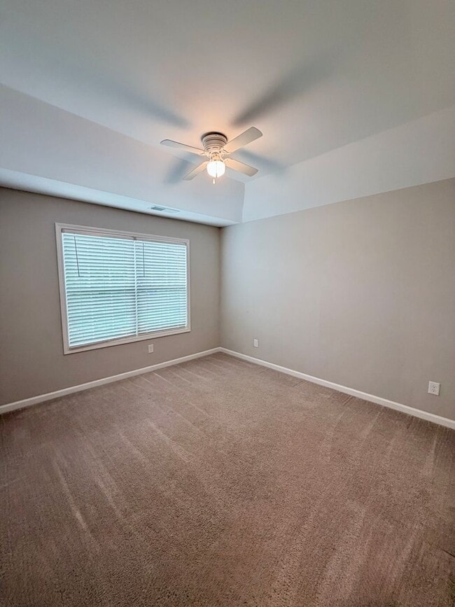 Building Photo - 109 Taylor Leigh Ct