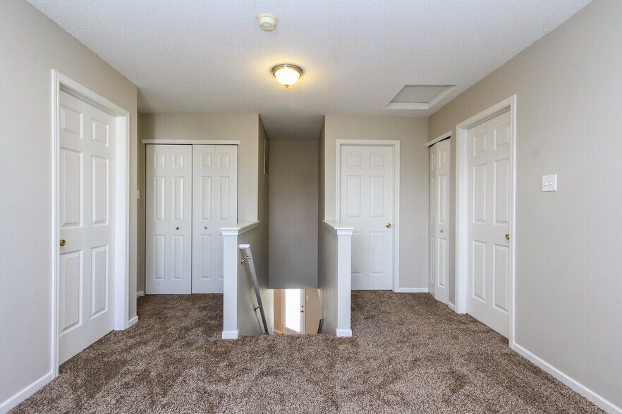 Building Photo - 9996 Olympic Cir