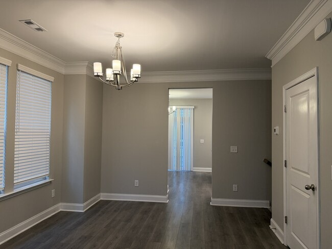 Building Photo - 1057 Vida Wy