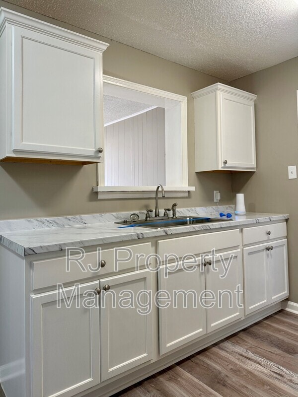 Building Photo - 1973 Tacoma Ave