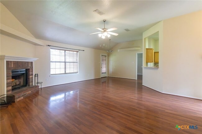 Building Photo - 5505 Gunnison Dr