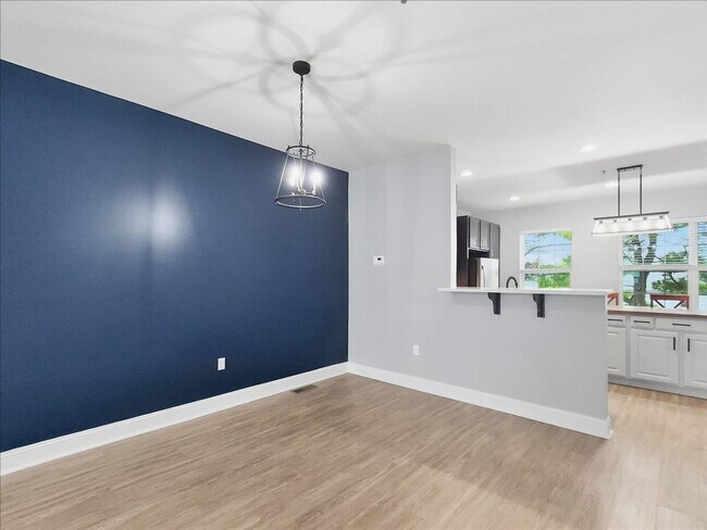 Building Photo - 1526 Brookstone Pl