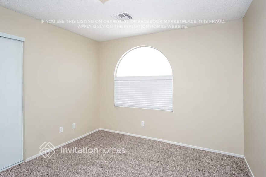 Building Photo - 2865 Palleta Dr