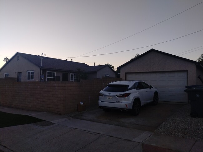 Building Photo - 21634 Linda Dr