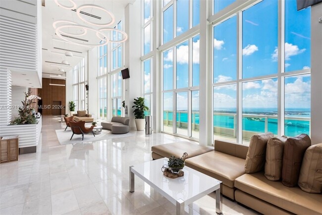 Building Photo - 1643 Brickell Ave