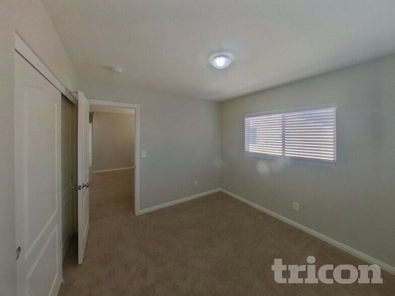 Building Photo - 697 Wallington Estate St