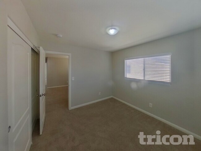 Building Photo - 697 Wallington Estate St