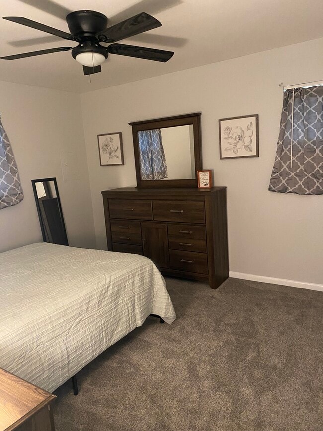 Building Photo - 118 Pulaski St