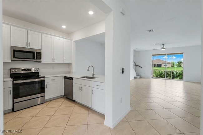 Building Photo - 2858 Blossom Wy