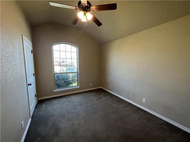 Building Photo - 3906 Anvil Range Rd