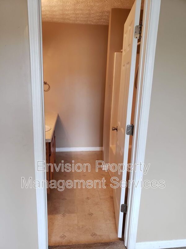 Building Photo - 4394 Stone Gate Way
